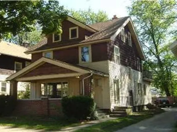 726 Lockwood St NE, Grand Rapids, MI 49503