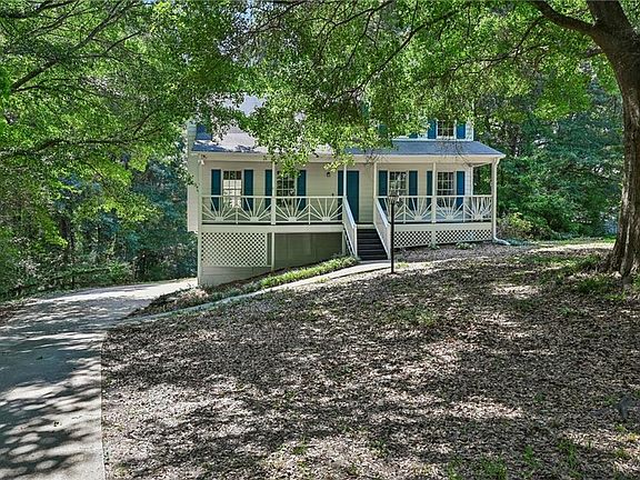 2nd image of 81 Dogwood Trl
