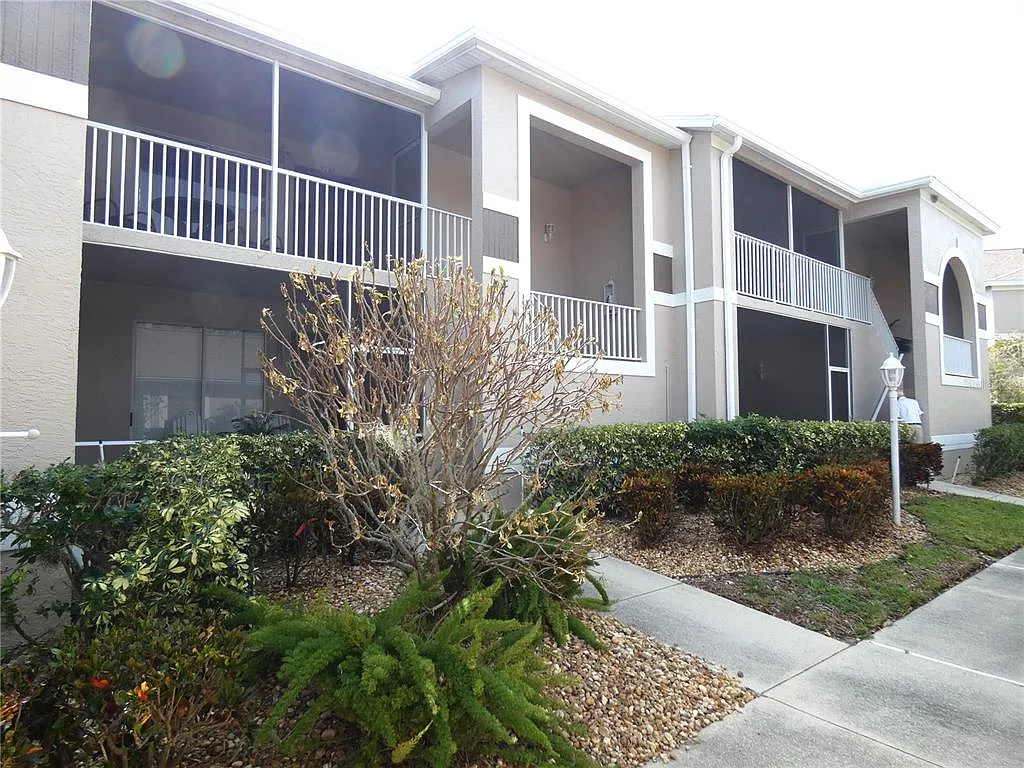 2 bed, 2.0 bath, 1333 sqft, $5,500 — Photo 1