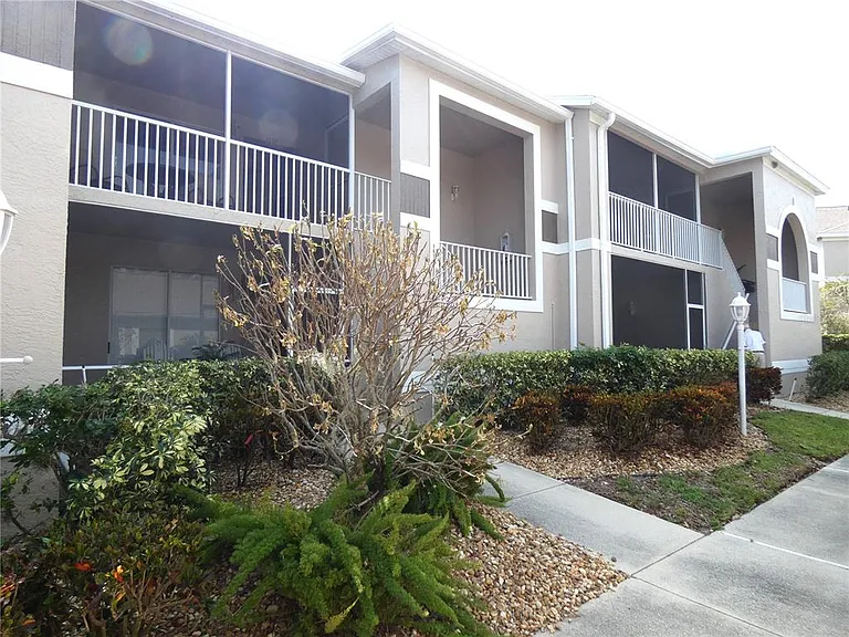 9641 Castle Point Dr #1225 — Photo 1
