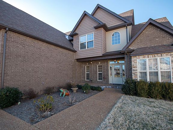 3rd image of 121 Ashfield Ct