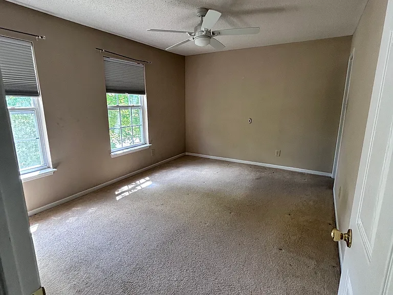 6888 Woodland Heights Dr — Photo 25