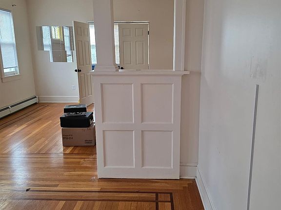 2nd image of 206 Washington Ave
