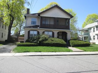 16-18 Ridgewood Ave, Holyoke, MA 01040