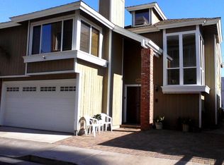 16982 8th St APT C, Sunset Beach, CA 90742