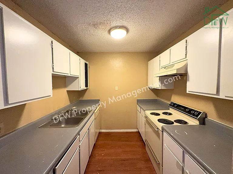 219 Fry St #10 — Photo 5