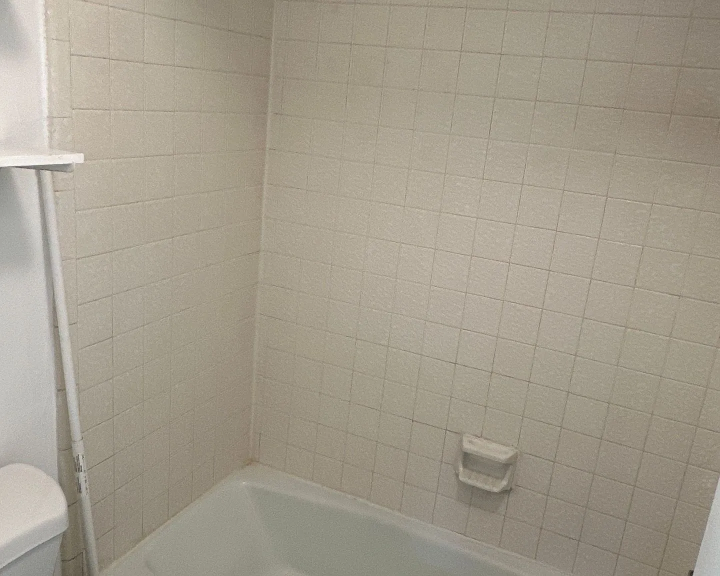 Updated 1 and 2 Bedroom Apartments — Photo 4
