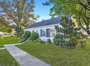 426C Redding Ln, Monroe Township, NJ 08831