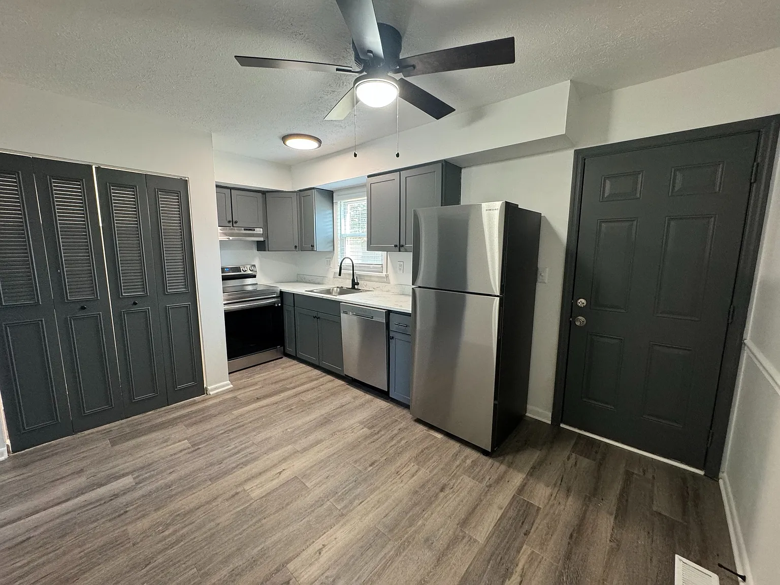 Hidden Creek Apartment Homes — Photo 3