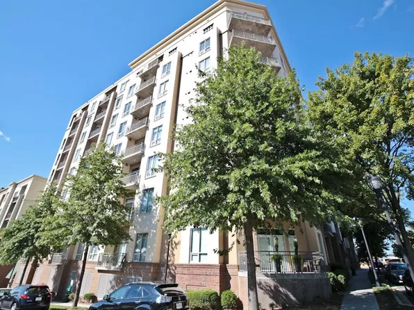 711 Cosmopolitan Dr NE Unit 409, Atlanta, GA 30324