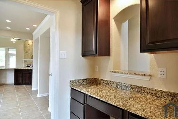 4th image of 2619 Waterdance Dr