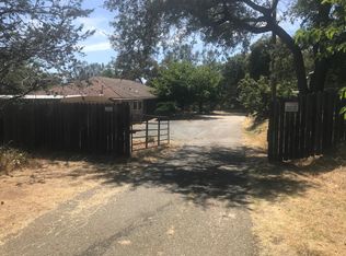 159 E Hillcrest Dr, Auburn, CA 95603