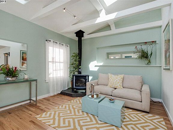 5th image of 3948 Fruitvale Ave