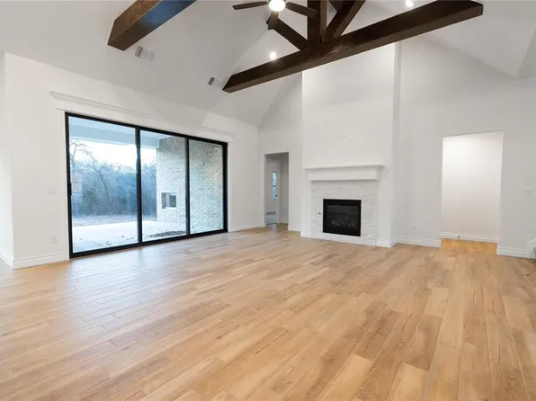 14017 Willow Ln, Edmond, OK 73049