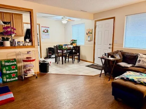 6412 84th Ct N, Brooklyn Park, MN 55445