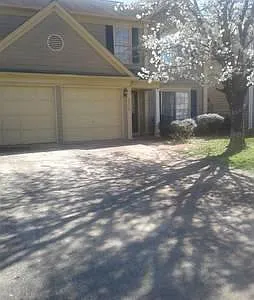 3250 Binghampton Ln — Photo 1