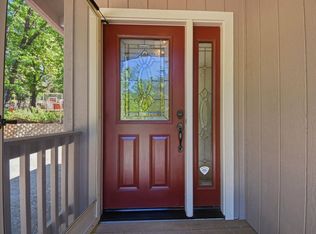 5689 Maywood Dr, Foresthill, CA 95631