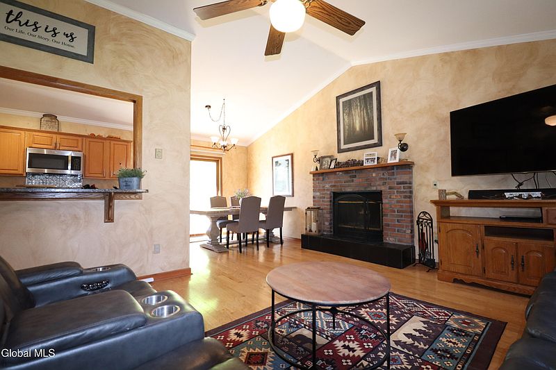 5th image of 13 Arlington Street