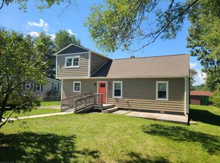 7463 Ridge Rd, Radford, VA 24141