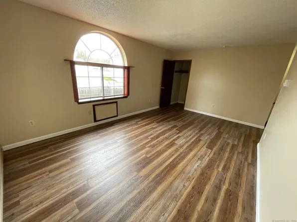 975 Meriden Road #118, Waterbury, CT 06705