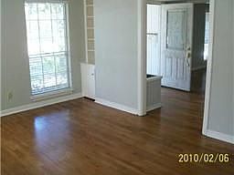 1st image of 2601 Briarhurst Dr
