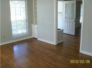 2601 Briarhurst Dr, Houston, TX 77057