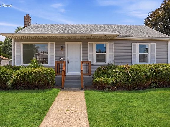 3rd image of 1334 Benton AVENUE