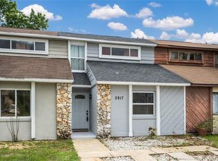 2817 Hunt Club Ln, Orlando, FL 32826