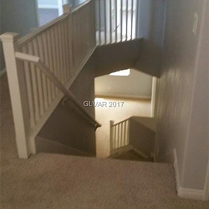 5th image of 8231 Crown Peak Ave