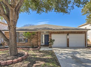 306 Burkwood Ln, Cibolo, TX 78108