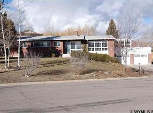 638 19th St, Evanston, WY 82930