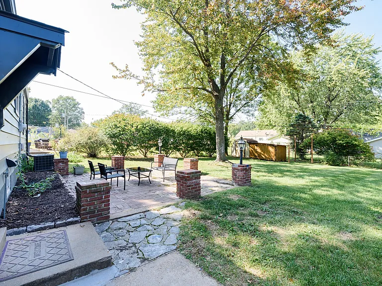 4423 Vance Ave — Photo 33