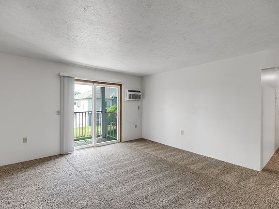 5th image of 1752 Raleigh Ave APT 1
