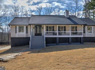 369 Pinebrook Dr, Waleska, GA 30183