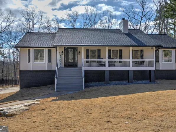 369 Pinebrook Dr, Waleska, GA 30183