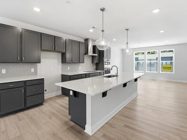 10559 Pleasant Branch Dr Unit 201, Raleigh, NC 27614