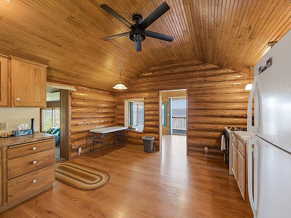 5th image of 23920 Camp Dr