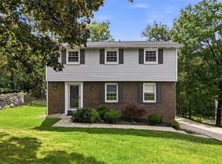 1446 Balsam Dr, Allison Park, PA 15101