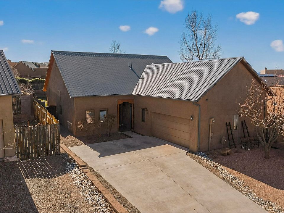 1st image of 7628 Mesa Del Oro Ln