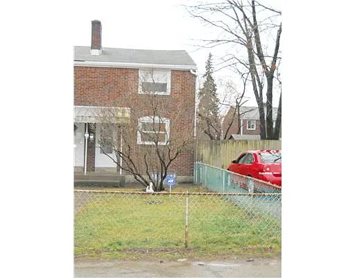 36 Greenough Ave photo 1