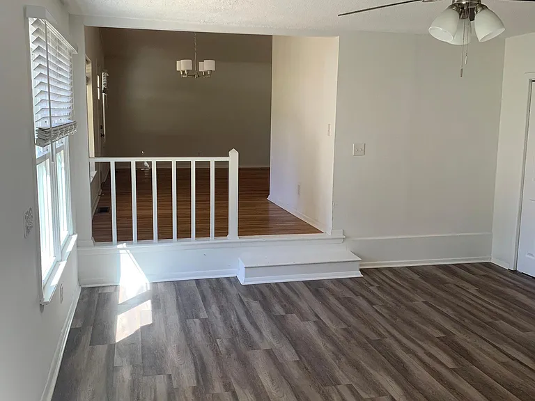 17 Willow Dr — Photo 3