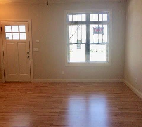 2nd image of 327 Arlington Ave