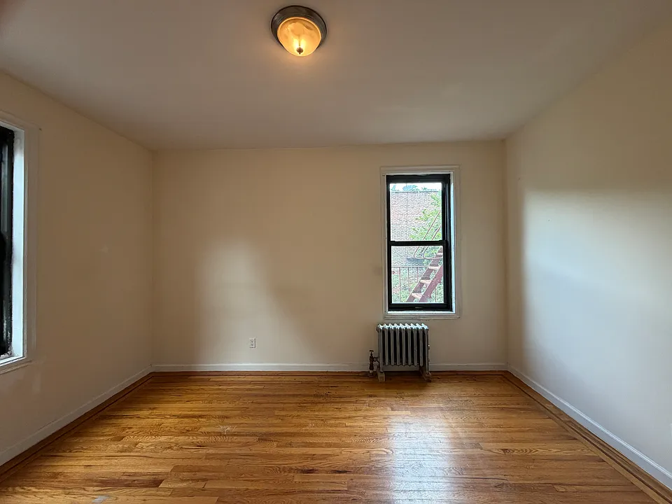 30 Dongan Pl #6K