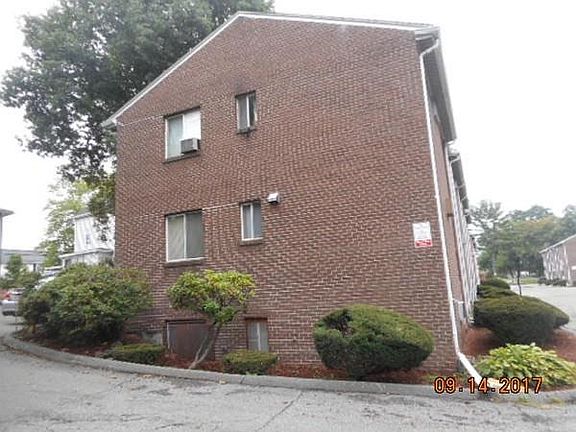 3rd image of 180 River St #B11
