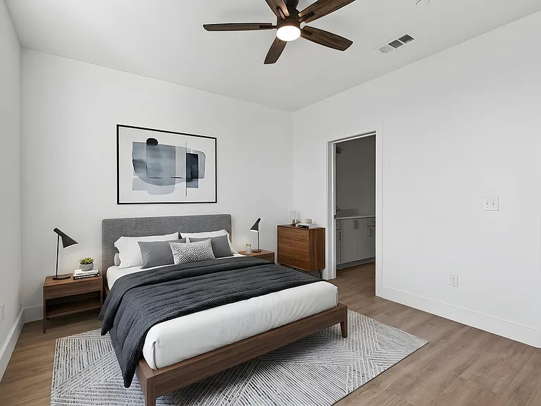 1302 Magnolia St #B202 — Photo 7