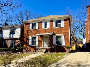 18611 Pinehurst St, Detroit, MI 48221