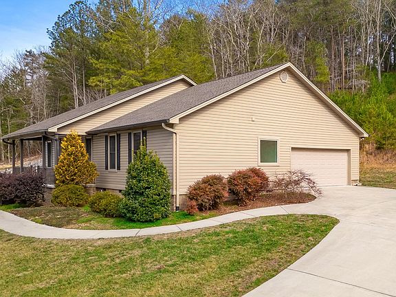 2nd image of 1533 Eads Bluff Rd NW