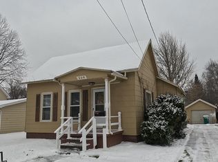 209 W Stewart St, Owosso, MI 48867