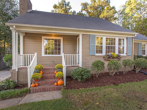4th image of 4867 Mendenhall Pl