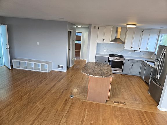 4th image of 31 Bolero Way #1